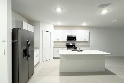 Villa ou maison à louer à Fort Myers, Floride: 6 chambres № 2000166 - photo 4