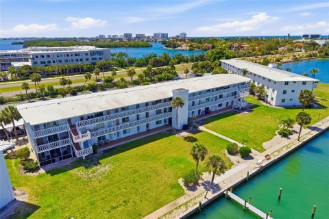 Condominio en venta en Sarasota, Florida, 2 dormitorios, 75.81 m2 № 2225367 - foto 6