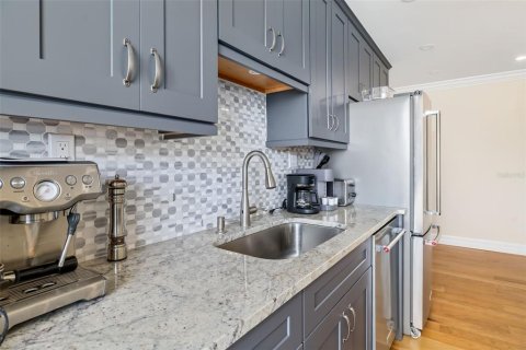 Condominio en venta en Sarasota, Florida, 2 dormitorios, 75.81 m2 № 2225367 - foto 15