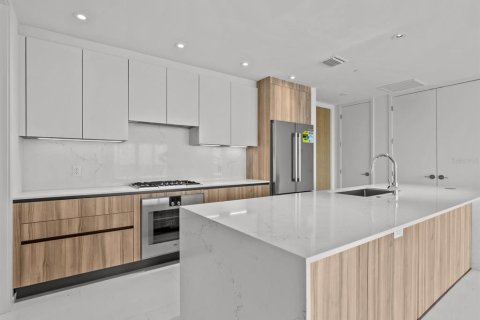 Condo in Clearwater, Florida, 2 bedrooms  № 1894000 - photo 3