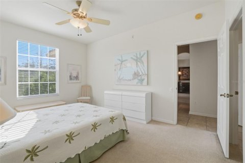 Condo in Orlando, Florida, 3 bedrooms № 2198398 - photo 20