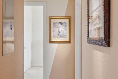 Condo in Orlando, Florida, 3 bedrooms № 2198398 - photo 12