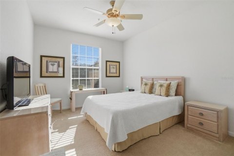 Condo in Orlando, Florida, 3 bedrooms № 2198398 - photo 13