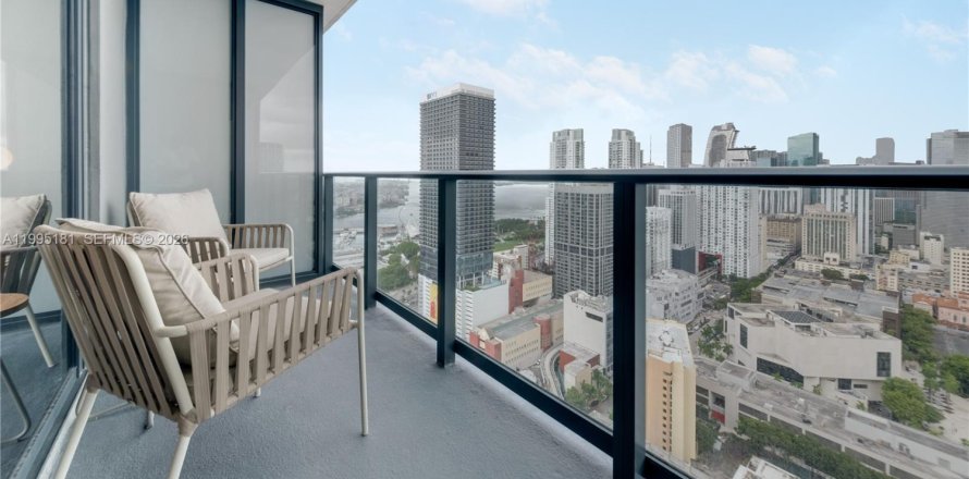 Студия в кондо в Майами, Флорида № 2060271