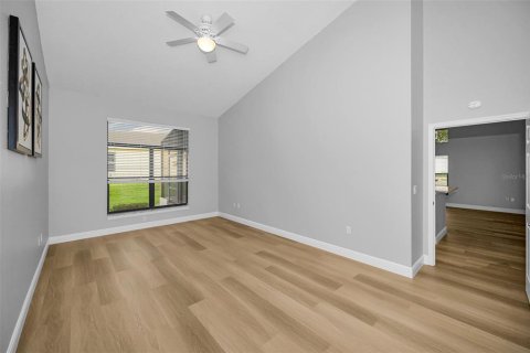 House in New Port Richey, Florida 2 bedrooms, 144.74 sq.m. № 2203464 - photo 30