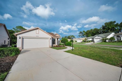 House in New Port Richey, Florida 2 bedrooms, 144.74 sq.m. № 2203464 - photo 13