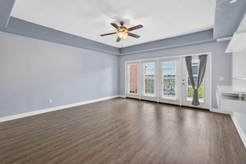 Condo in New Smyrna Beach, Florida, 3 bedrooms № 2107838 - photo 13