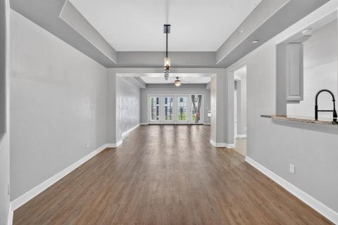 Condo in New Smyrna Beach, Florida, 3 bedrooms № 2107838 - photo 5