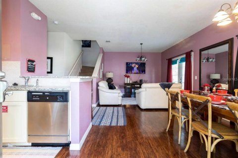 Townhouse in Kissimmee, Florida 4 bedrooms, 157.38 sq.m. № 2099097 - photo 4