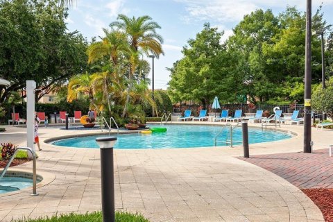 Townhouse in Kissimmee, Florida 4 bedrooms, 157.38 sq.m. № 2099097 - photo 22