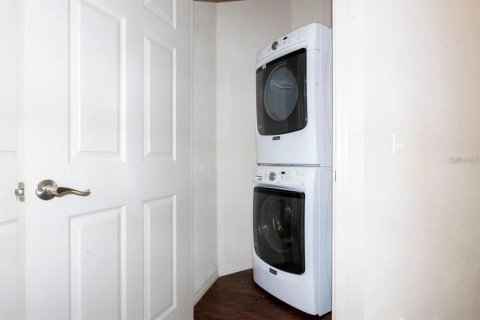 Townhouse in Kissimmee, Florida 4 bedrooms, 157.38 sq.m. № 2099097 - photo 19