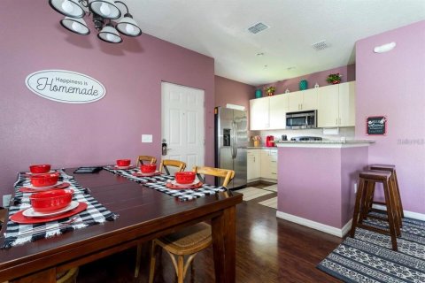 Townhouse in Kissimmee, Florida 4 bedrooms, 157.38 sq.m. № 2099097 - photo 5