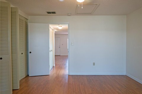 Condo in Clearwater, Florida, 1 bedroom № 2232632 - photo 13