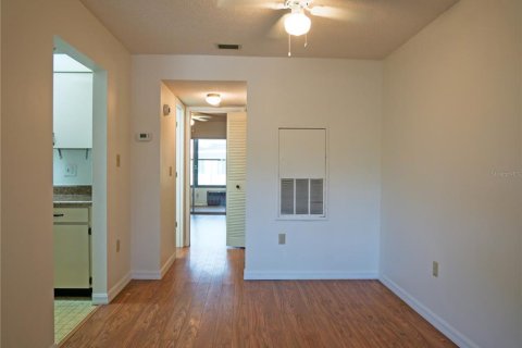 Condo in Clearwater, Florida, 1 bedroom № 2232632 - photo 10