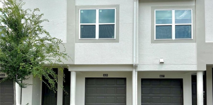 Condominio en Tampa, Florida, 1 dormitorio № 2202730