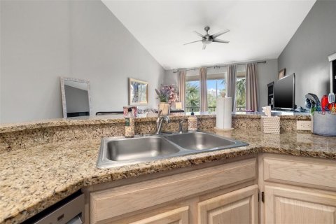 Condominio en alquiler en Tampa, Florida, 1 dormitorio, 75.72 m2 № 2202730 - foto 9