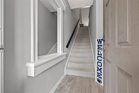 Condominio en alquiler en Tampa, Florida, 1 dormitorio, 75.72 m2 № 2202730 - foto 2