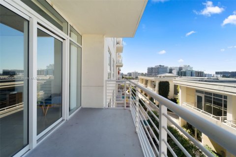 Condo in Miami, Florida, 2 bedrooms  № 1858536 - photo 18