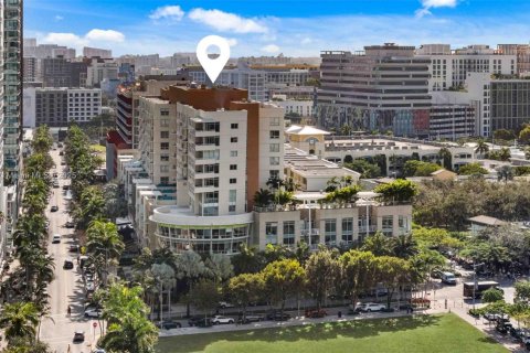 Condo in Miami, Florida, 2 bedrooms  № 1858536 - photo 24