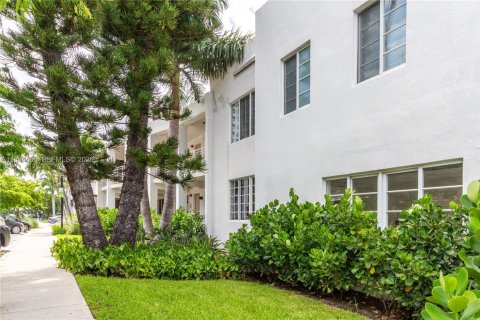Copropriété à vendre à Miami Beach, Floride: 39.3 m2 № 2261065 - photo 8