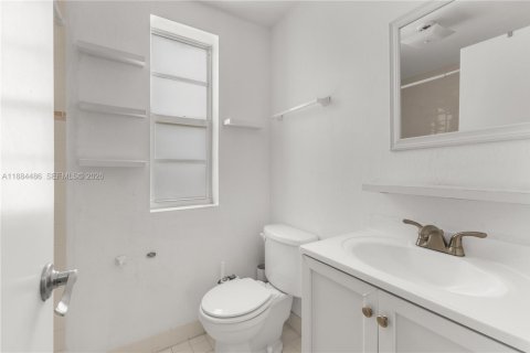 Copropriété à vendre à Miami Beach, Floride: 39.3 m2 № 2261065 - photo 18