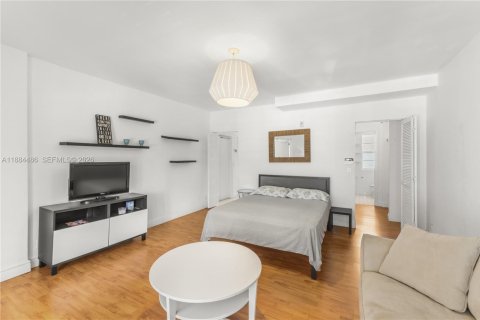 Copropriété à vendre à Miami Beach, Floride: 39.3 m2 № 2261065 - photo 12