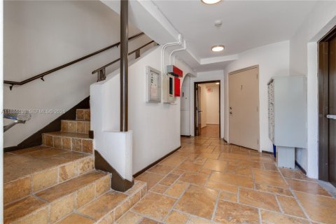 Copropriété à vendre à Miami Beach, Floride: 39.3 m2 № 2261065 - photo 9