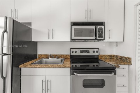 Copropriété à vendre à Miami Beach, Floride: 39.3 m2 № 2261065 - photo 5