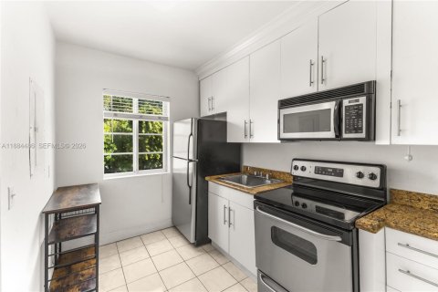 Copropriété à vendre à Miami Beach, Floride: 39.3 m2 № 2261065 - photo 14
