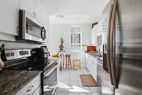 Copropriété à vendre à Miami, Floride: 2 chambres, 116.78 m2 № 2191352 - photo 8