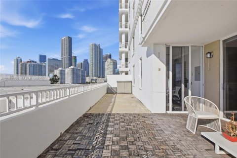 Copropriété à vendre à Miami, Floride: 2 chambres, 116.78 m2 № 2191352 - photo 17