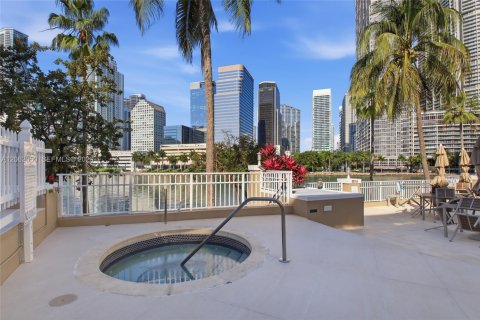 Copropriété à vendre à Miami, Floride: 2 chambres, 116.78 m2 № 2191352 - photo 27