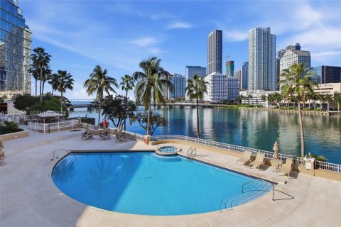 Copropriété à vendre à Miami, Floride: 2 chambres, 116.78 m2 № 2191352 - photo 25
