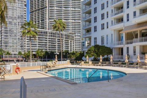 Copropriété à vendre à Miami, Floride: 2 chambres, 116.78 m2 № 2191352 - photo 24
