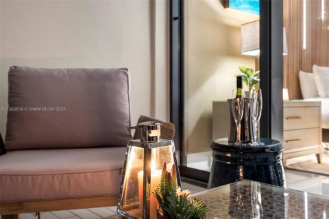 Condo in Miami Beach, Florida  № 2022975 - photo 25