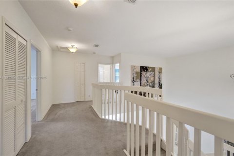 Casa en venta en Weston, Florida, 5 dormitorios, 361.85 m2 № 1872108 - foto 24