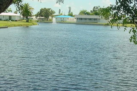 House in Venice, Florida 2 bedrooms, 121.79 sq.m. № 1640438 - photo 21