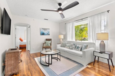 Casa en venta en Saint Petersburg, Florida, 3 dormitorios, 116.13 m2 № 1597879 - foto 7