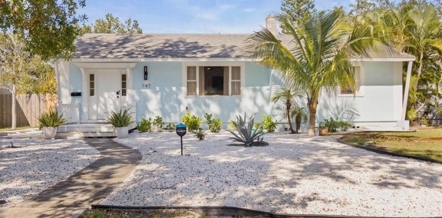 Casa en Saint Petersburg, Florida 3 dormitorios, 116.13 m2 № 1597879