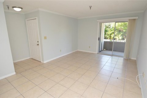 Condominio en alquiler en Saint Petersburg, Florida, 1 dormitorio, 67.73 m2 № 1899904 - foto 18