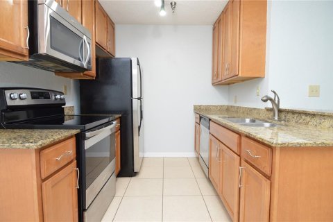 Condominio en alquiler en Saint Petersburg, Florida, 1 dormitorio, 67.73 m2 № 1899904 - foto 7