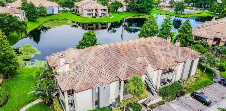 Condominio en Saint Petersburg, Florida, 1 dormitorio № 1899904