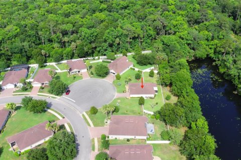 House in Palm Coast, Florida 3 bedrooms, 173.54 sq.m. № 2226350 - photo 6