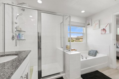 Villa ou maison à vendre à Kissimmee, Floride: 4 chambres, 214.33 m2 № 2138636 - photo 25