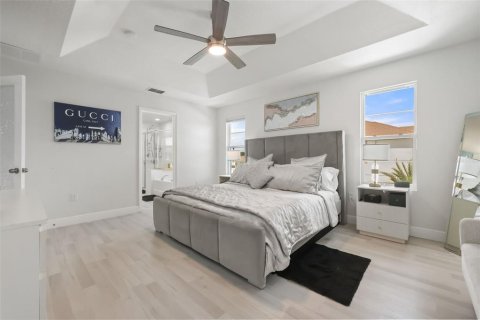 Villa ou maison à vendre à Kissimmee, Floride: 4 chambres, 214.33 m2 № 2138636 - photo 23