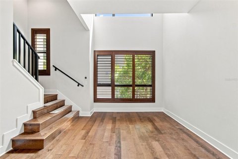 Townhouse in Saint Petersburg, Florida 2 bedrooms, 147.71 sq.m. № 2324891 - photo 30