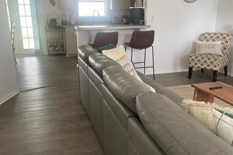 Villa ou maison à louer à Port Charlotte, Floride: 2 chambres, 95.88 m2 № 1540976 - photo 2