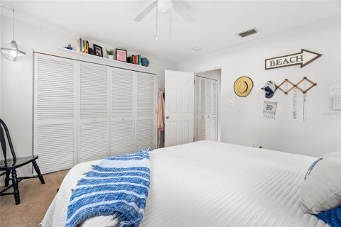 House in Sarasota, Florida 3 bedrooms, 166.39 sq.m. № 1827331 - photo 19