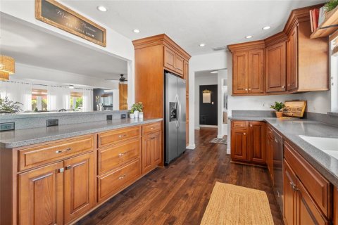 House in Sarasota, Florida 3 bedrooms, 166.39 sq.m. № 1827331 - photo 3