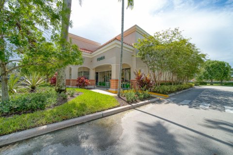 Immobilier commercial à vendre à Sunrise, Floride № 1850481 - photo 29